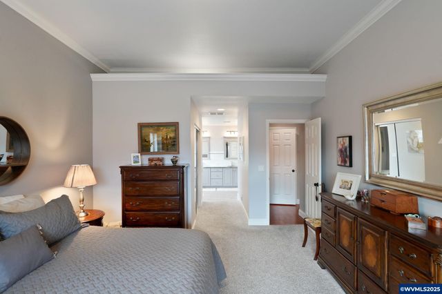 644 Creekside Dr SE, Salem, OR 97306