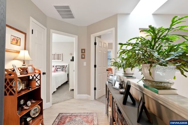 644 Creekside Dr SE, Salem, OR 97306