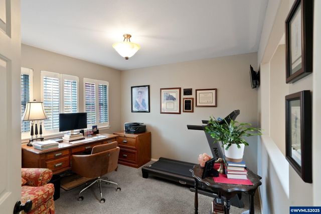 644 Creekside Dr SE, Salem, OR 97306