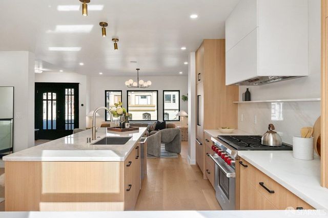 647 24th Avenue, San Francisco, CA 94121