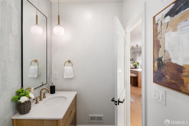 647 24th Avenue, San Francisco, CA 94121