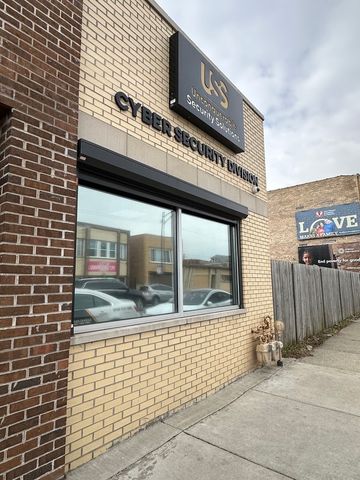 2445 W 71st Street, Chicago, IL 60629