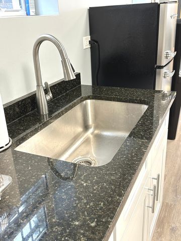 2445 W 71st Street, Chicago, IL 60629