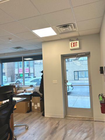 2445 W 71st Street, Chicago, IL 60629