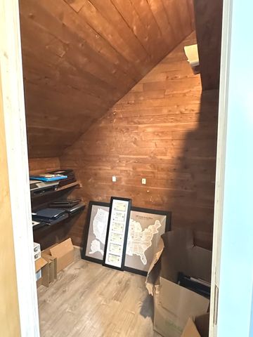 2445 W 71st Street, Chicago, IL 60629