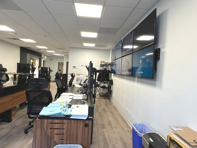 2445 W 71st Street, Chicago, IL 60629