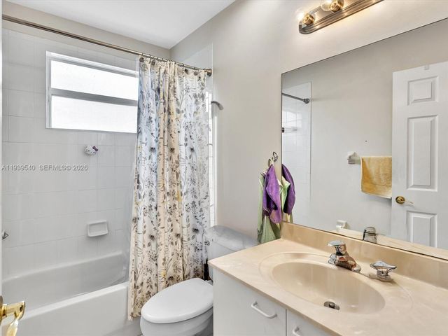 4939 SW 164th Ave, Miramar, FL 33027