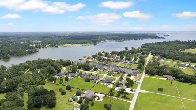 20019 Peel Road, Montgomery, TX 77356