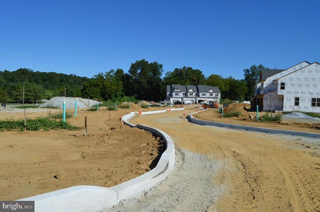 131 FORAGERS LN, Kennett Square, PA 19348