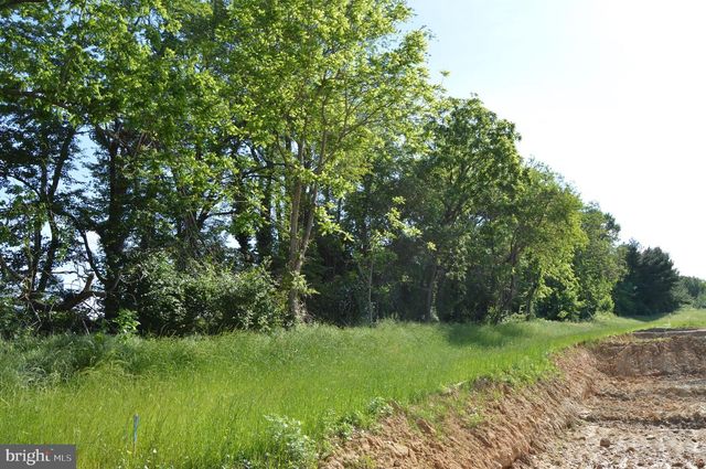 131 FORAGERS LN, Kennett Square, PA 19348