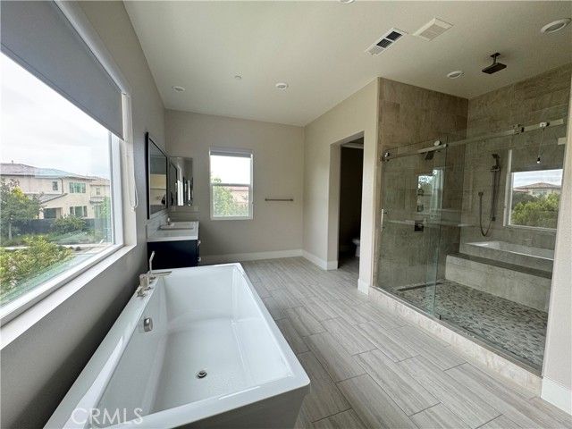 114 Crossover, Irvine, CA 92618