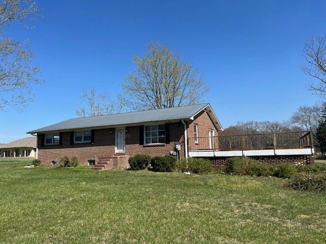 1319 Hills Chapel Rd, Manchester, TN 37355