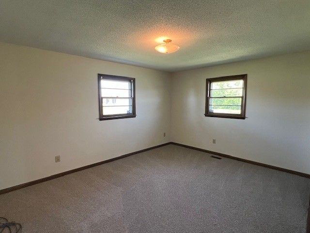 1319 Hills Chapel Rd, Manchester, TN 37355