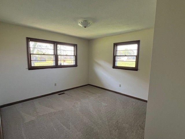 1319 Hills Chapel Rd, Manchester, TN 37355