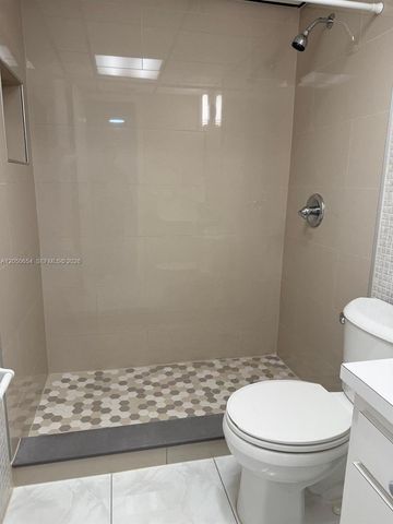 1855 W 60th St 346-B, Hialeah, FL 33012