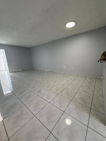 1855 W 60th St 346-B, Hialeah, FL 33012