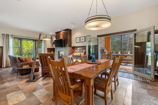 13868 Jane Way, Sawyer, MI 49125
