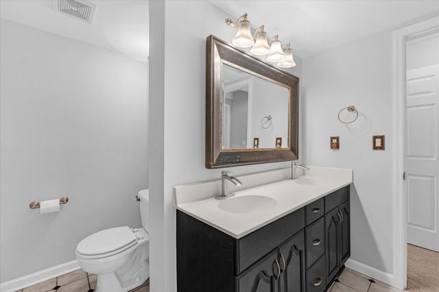 1306 Ewell Ln, Brentwood, TN 37027