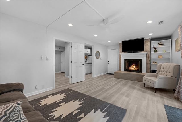 1306 Ewell Ln, Brentwood, TN 37027