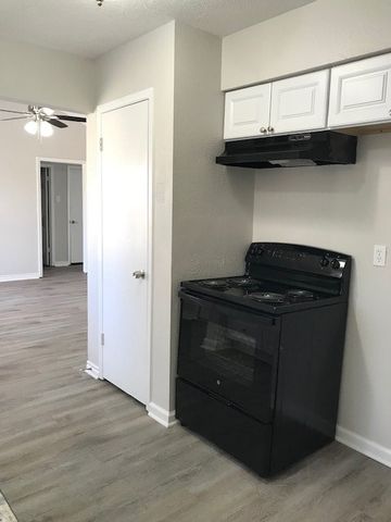 1601 Hillwood Drive, Mesquite, TX 75149