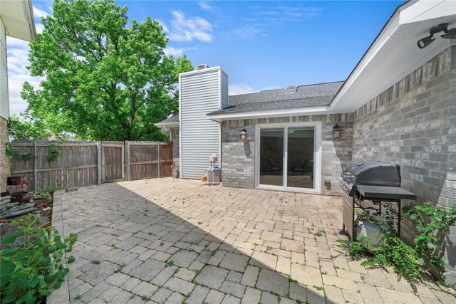 2539 Melissa Lane, Carrollton, TX 75006