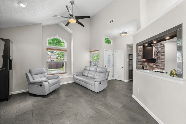 2539 Melissa Lane, Carrollton, TX 75006