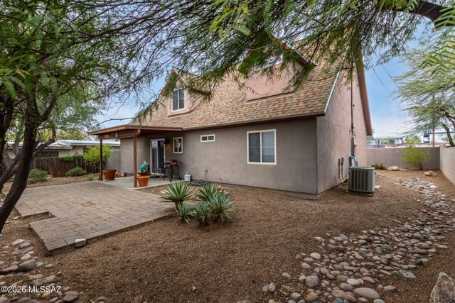 744 E Adams Street, Tucson, AZ 85719