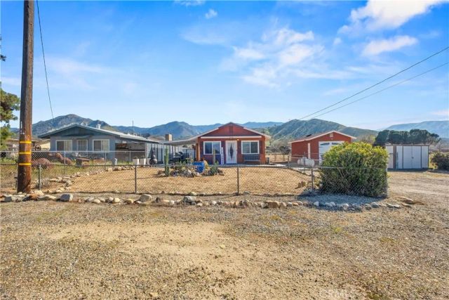 2868 Webb, Lake Isabella, CA 93240