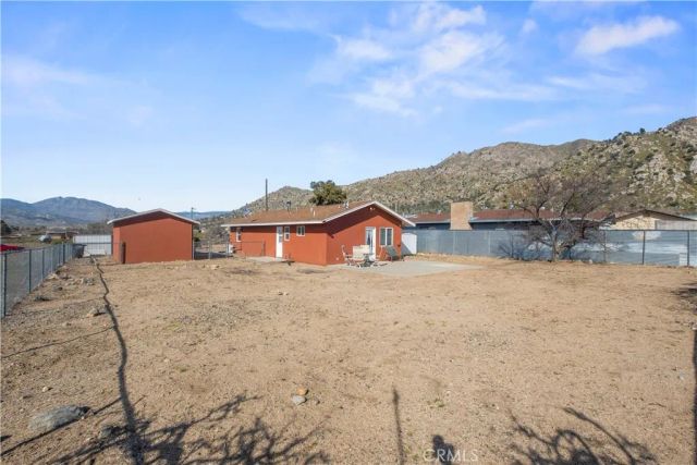 2868 Webb, Lake Isabella, CA 93240