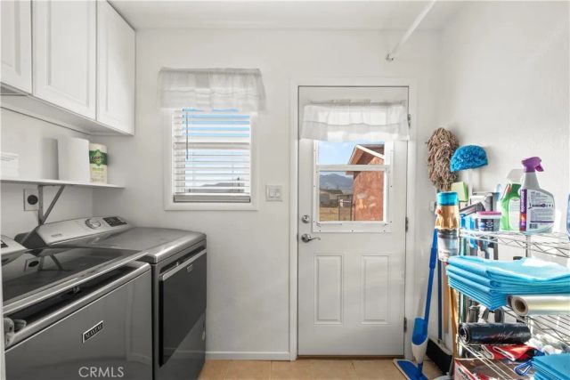 2868 Webb, Lake Isabella, CA 93240