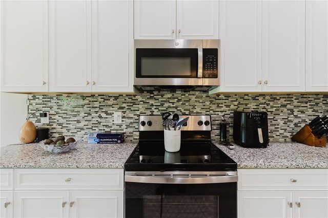17871 CORTES CREEK BOULEVARD, Spring Hill, FL 34610