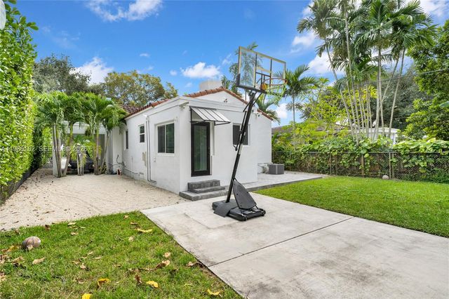 10070 N Miami Avenue, Miami Shores, FL 33150
