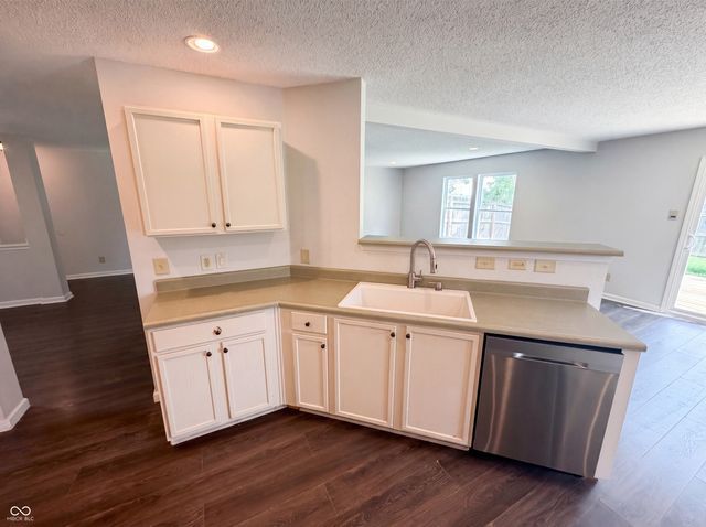 8134 S Firefly Drive, Pendleton, IN 46064