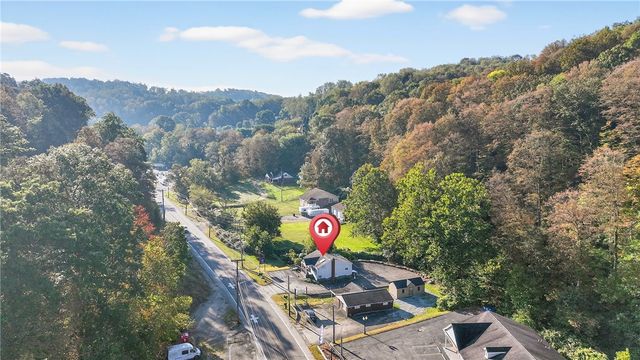 2614 Lincoln Way, White Oak, PA 15131