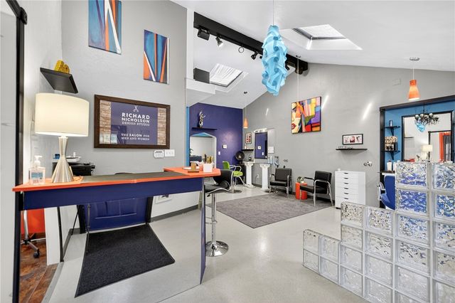 2614 Lincoln Way, White Oak, PA 15131