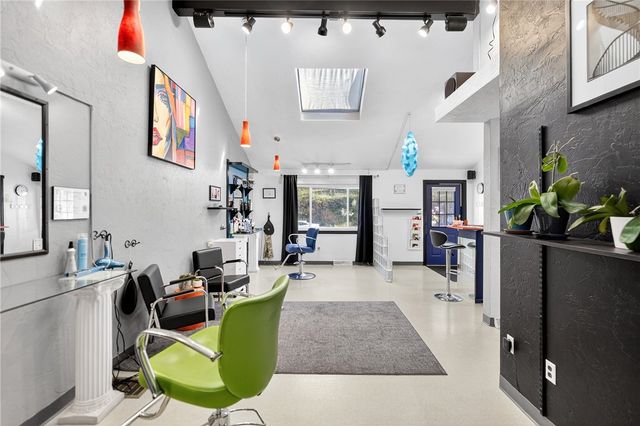 2614 Lincoln Way, White Oak, PA 15131