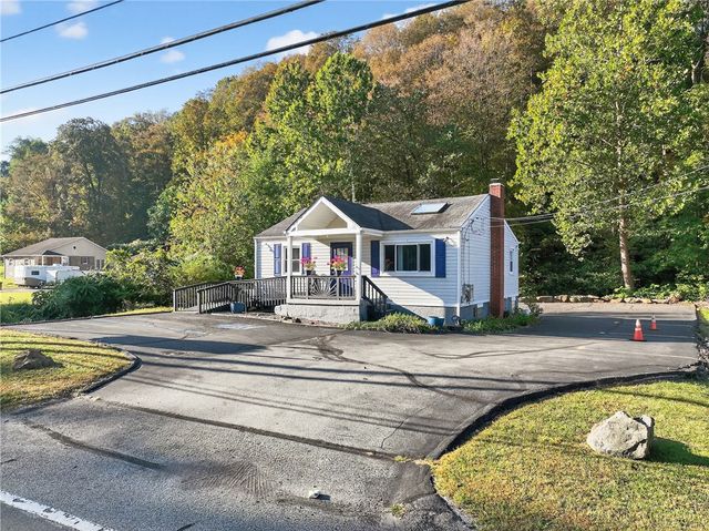 2614 Lincoln Way, White Oak, PA 15131