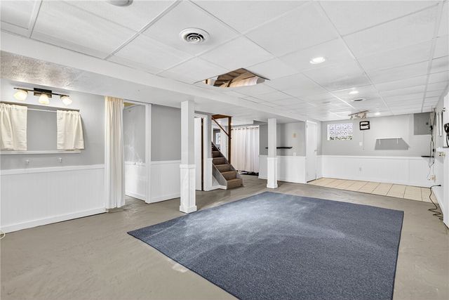 2614 Lincoln Way, White Oak, PA 15131