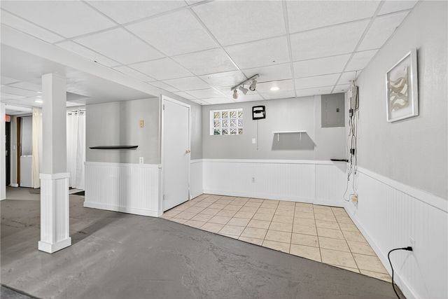 2614 Lincoln Way, White Oak, PA 15131