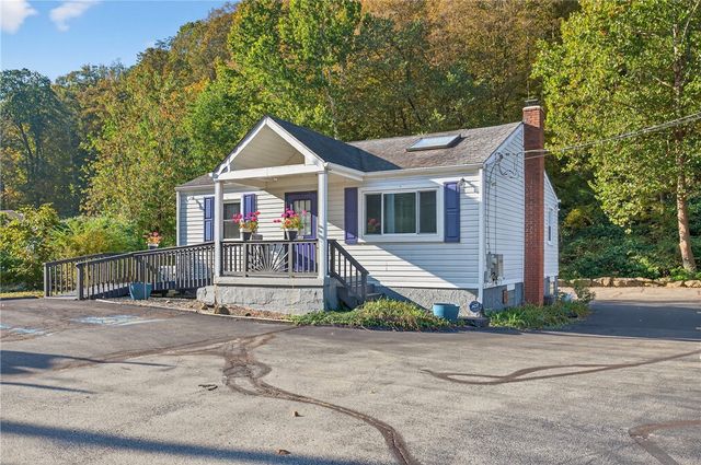 2614 Lincoln Way, White Oak, PA 15131