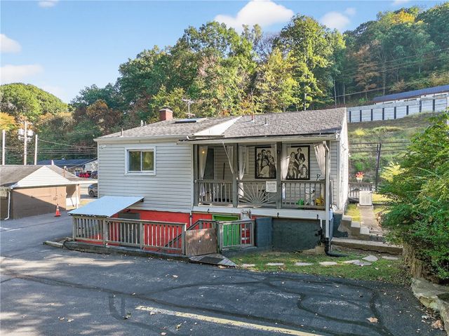 2614 Lincoln Way, White Oak, PA 15131