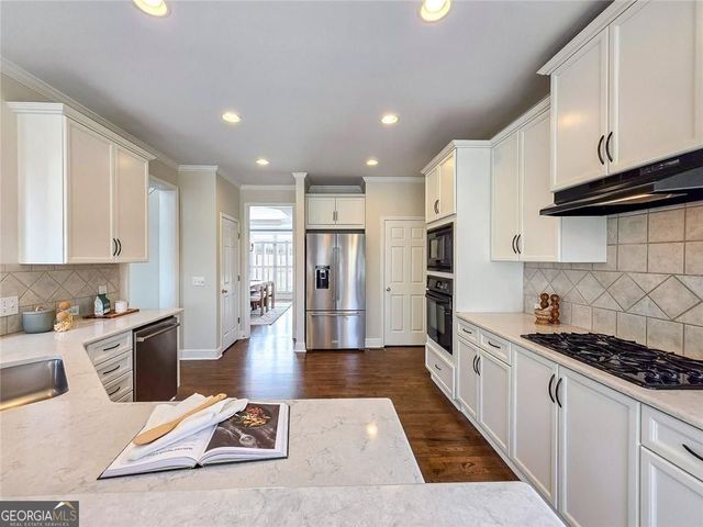 530 Brookeshyre Court, Woodstock, GA 30188