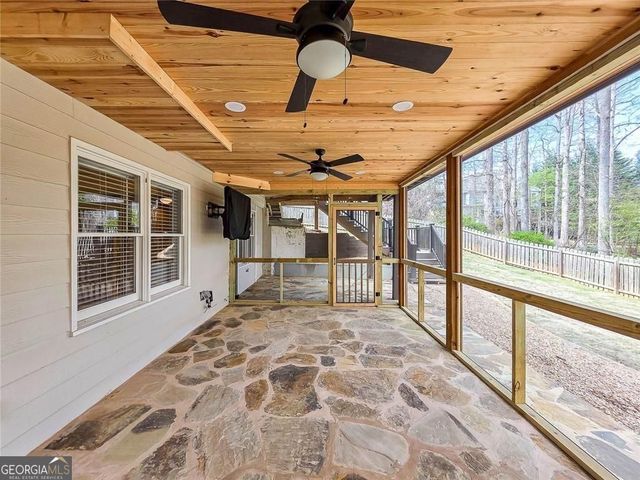 530 Brookeshyre Court, Woodstock, GA 30188