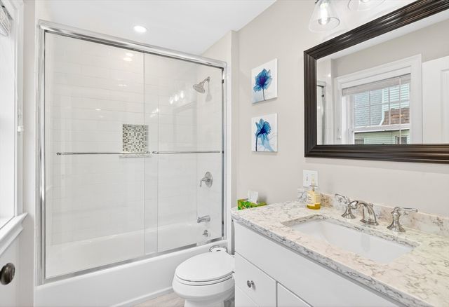 23 Palmer St 1, Waltham, MA 02451