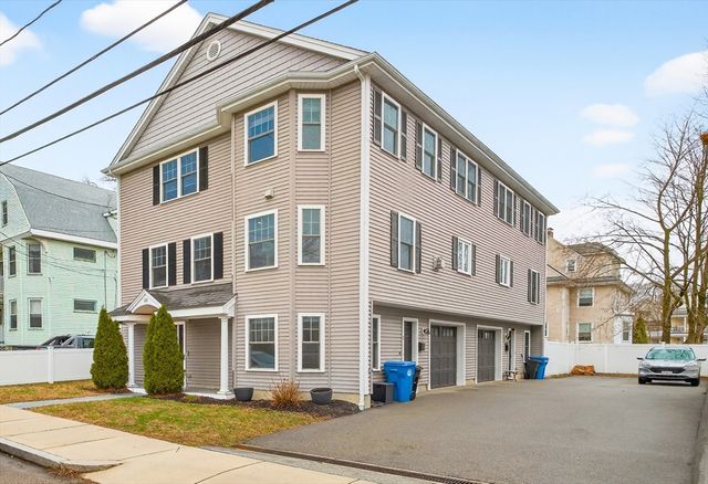 23 Palmer St 1, Waltham, MA 02451