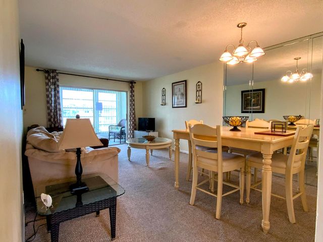 8901 Sunrise Lakes Boulevard 307, Sunrise, FL 33322