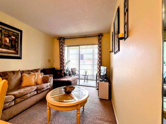 8901 Sunrise Lakes Boulevard 307, Sunrise, FL 33322