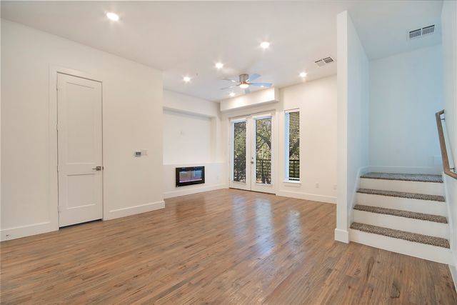 4205 Roseland Avenue 205, Dallas, TX 75204