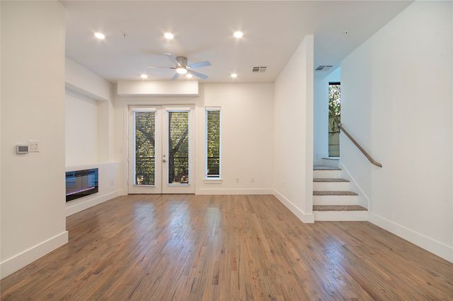 4205 Roseland Avenue 205, Dallas, TX 75204