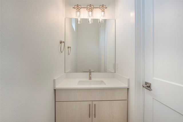 4205 Roseland Avenue 205, Dallas, TX 75204